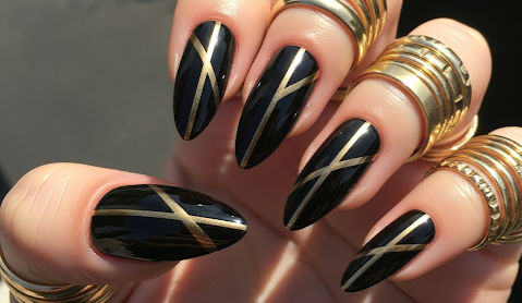 Black Summer Nails That Pop in 2025