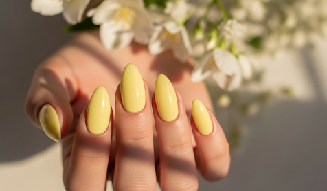 Yellow Spring Nail Ideas 2025