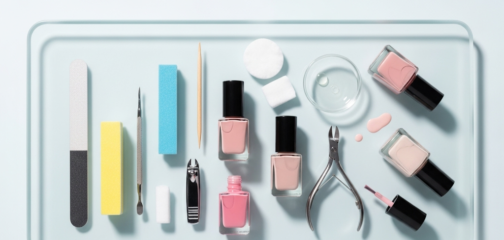Glassy Nails Manicure Look